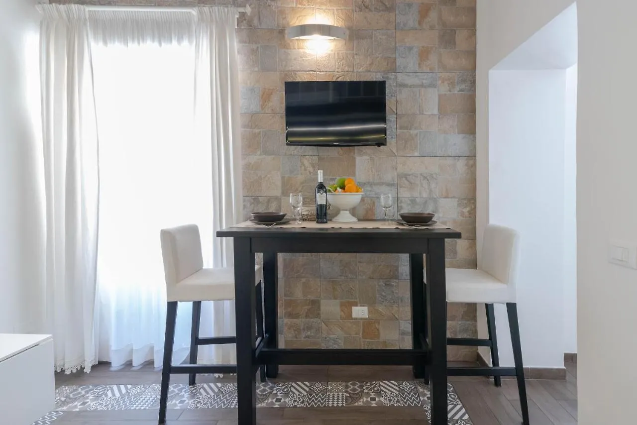 Made In Ortigia Apartments Syracuse 0*,