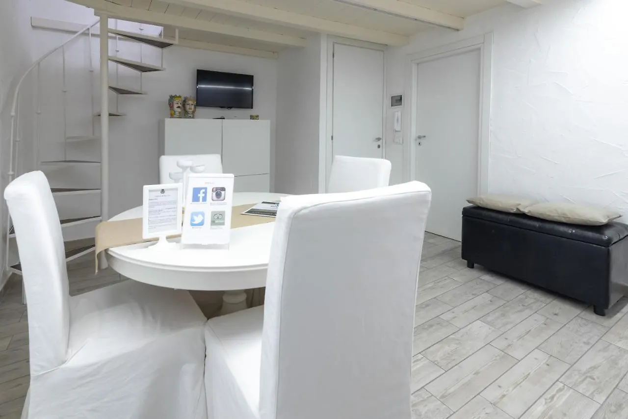 Made In Ortigia Apartments Syracuse 0*,  Italy